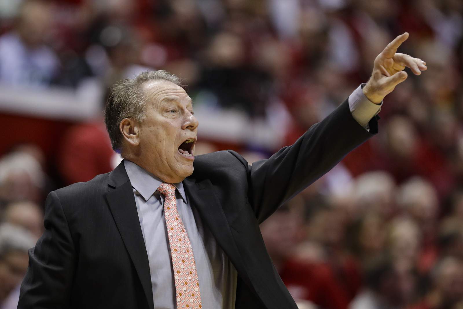 Michigan State basketball coach Tom Izzo tests positive for COVID-19