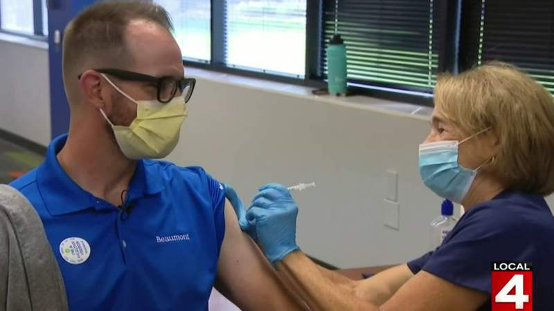 Beaumont Health employees get COVID vaccine booster dose