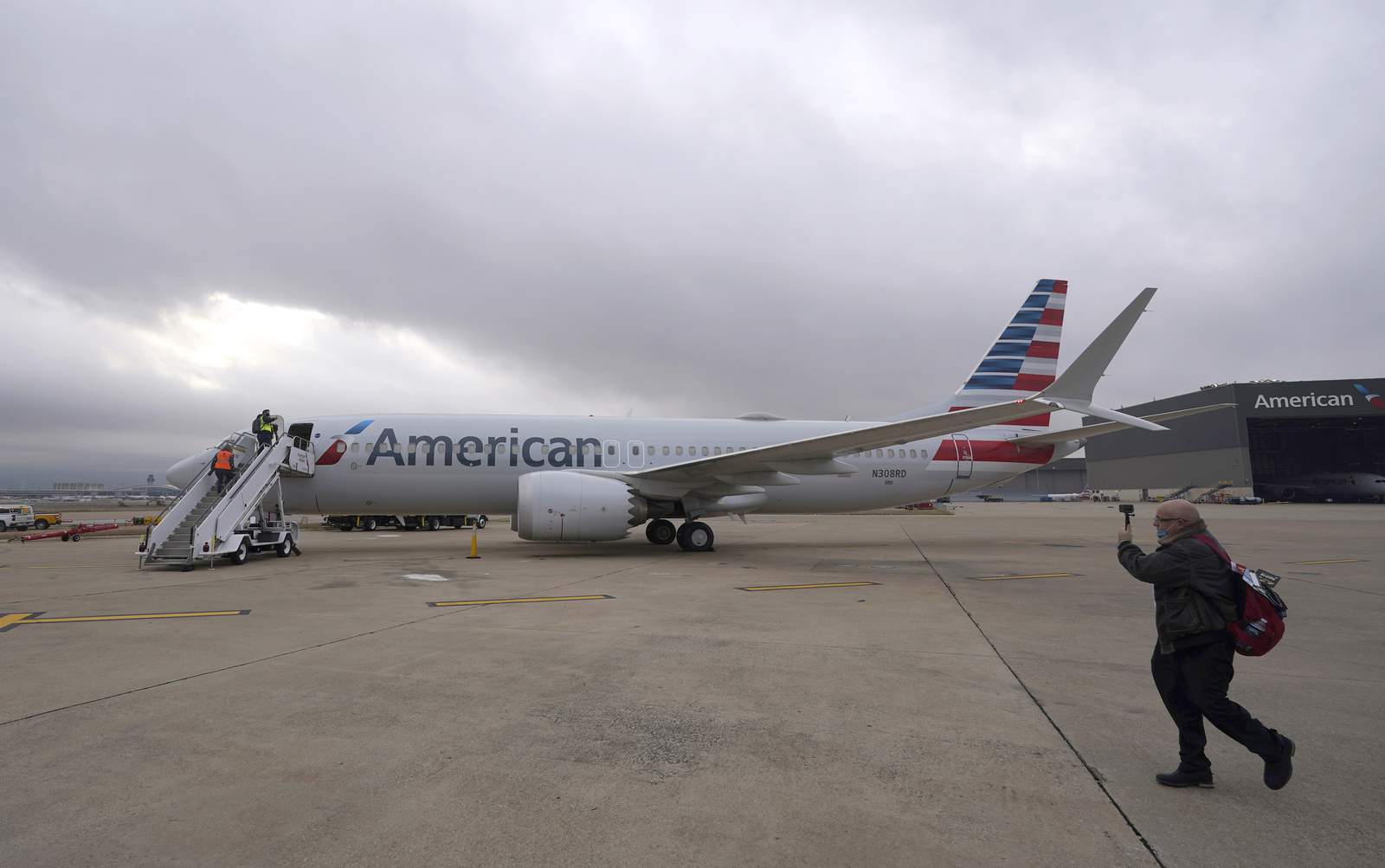 Waiting for passengers, American puts Boeing Max in the air