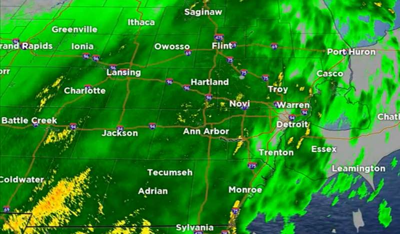 Live radar: Tracking storms, possible torrential downpours in SE Michigan