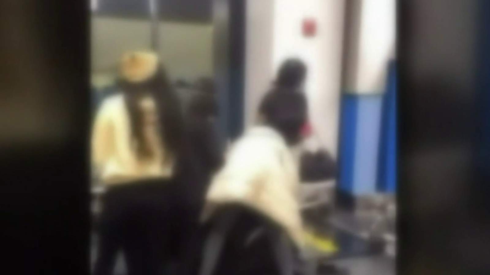 2 Spirit agents hurt, passengers arrested after bag dispute in Detroit, airline says