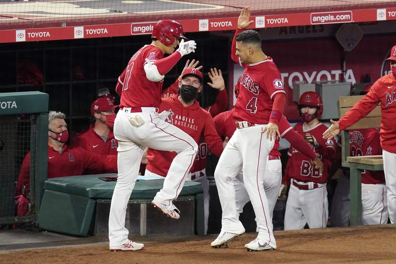 Ohtani hits 15th HR in 6-run 4th, Angels defeat Rangers 11-5