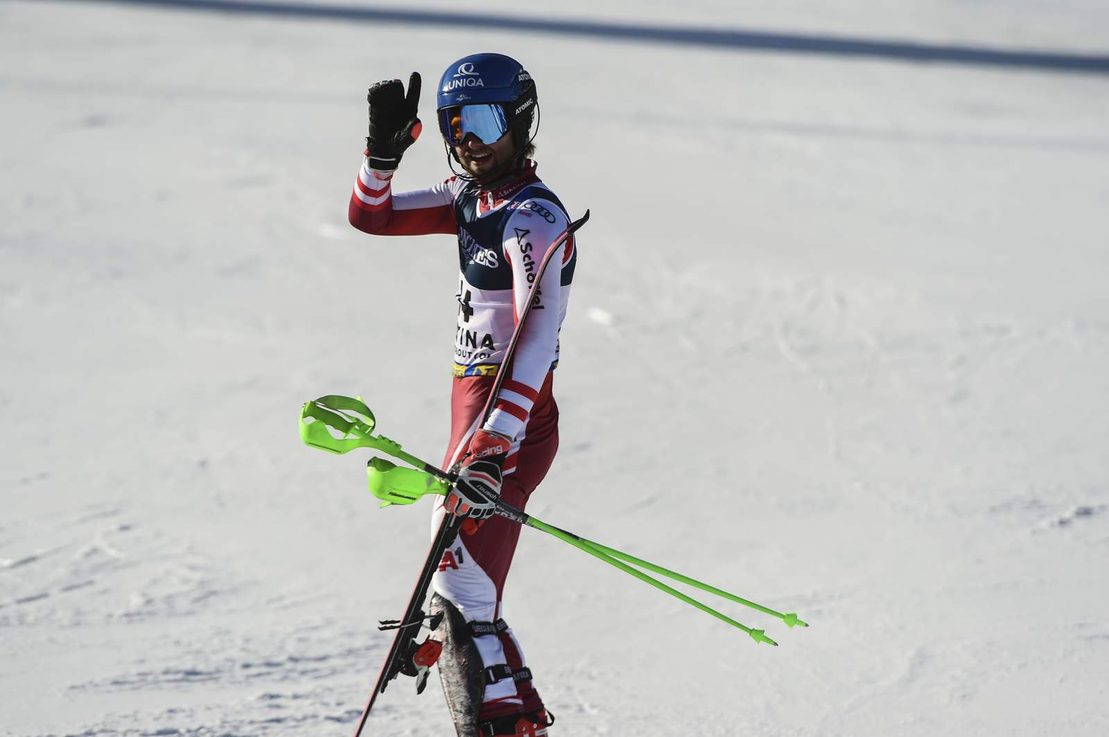 The Latest: Schwarz inspired by Kriechmayr at skiing worlds