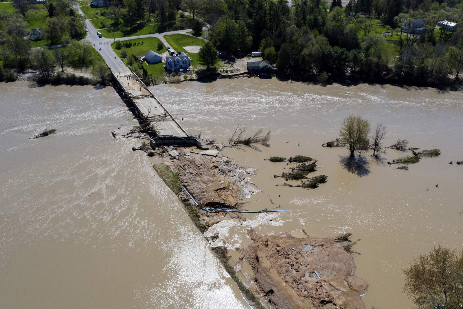 Midland County residents sue state of Michigan over Edenville Dam failure