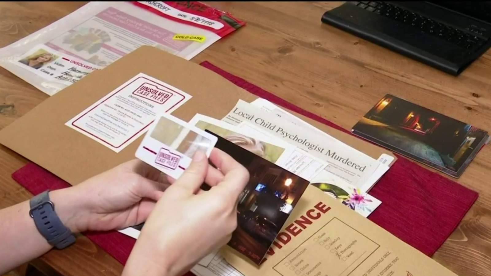 This fun game turns you and your friends into online detectives