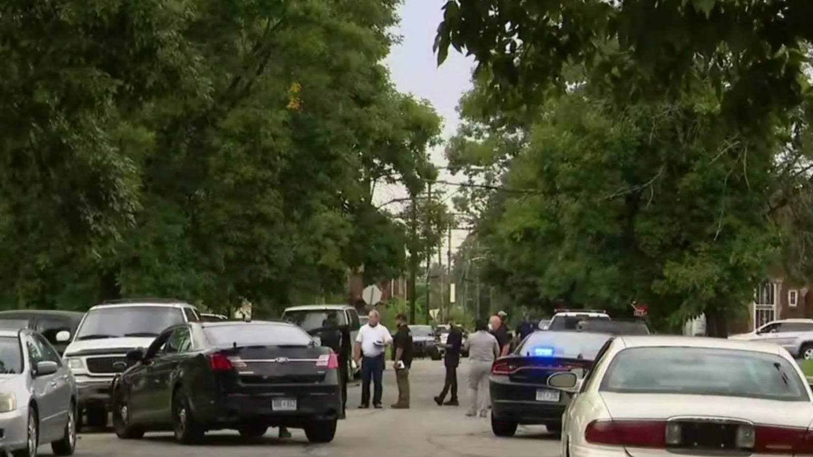Shot fired during police chase on Detroits west side