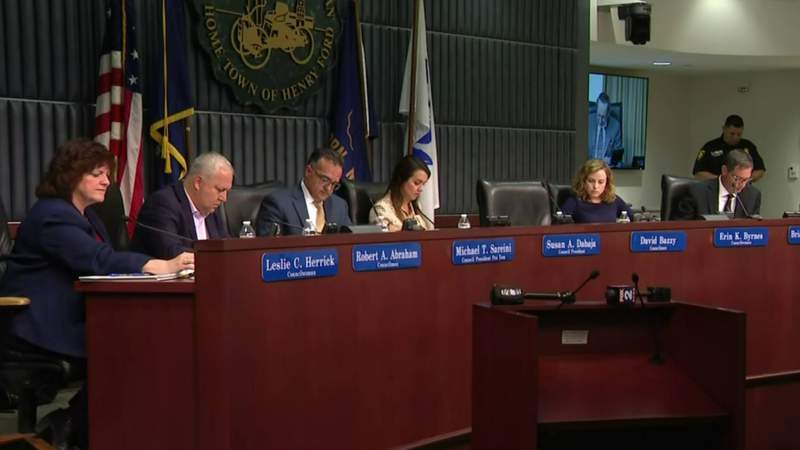 Dearborn residents attend council meeting, frustrated with city’s flood response