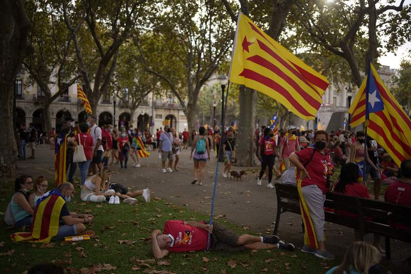 Dialogue with Spain deepens division between Catalan parties