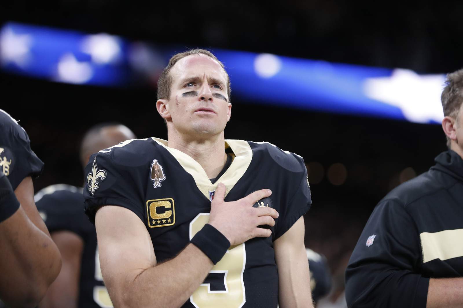 Brees will stand for anthem, but respects those who kneel