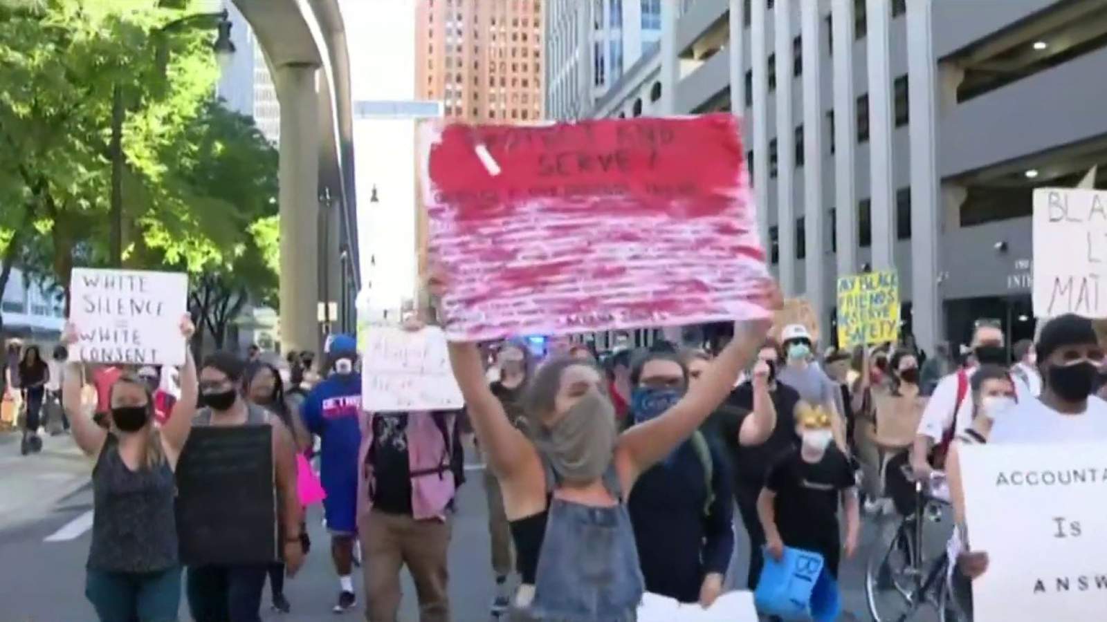 Protesters return to Downtown Detroit