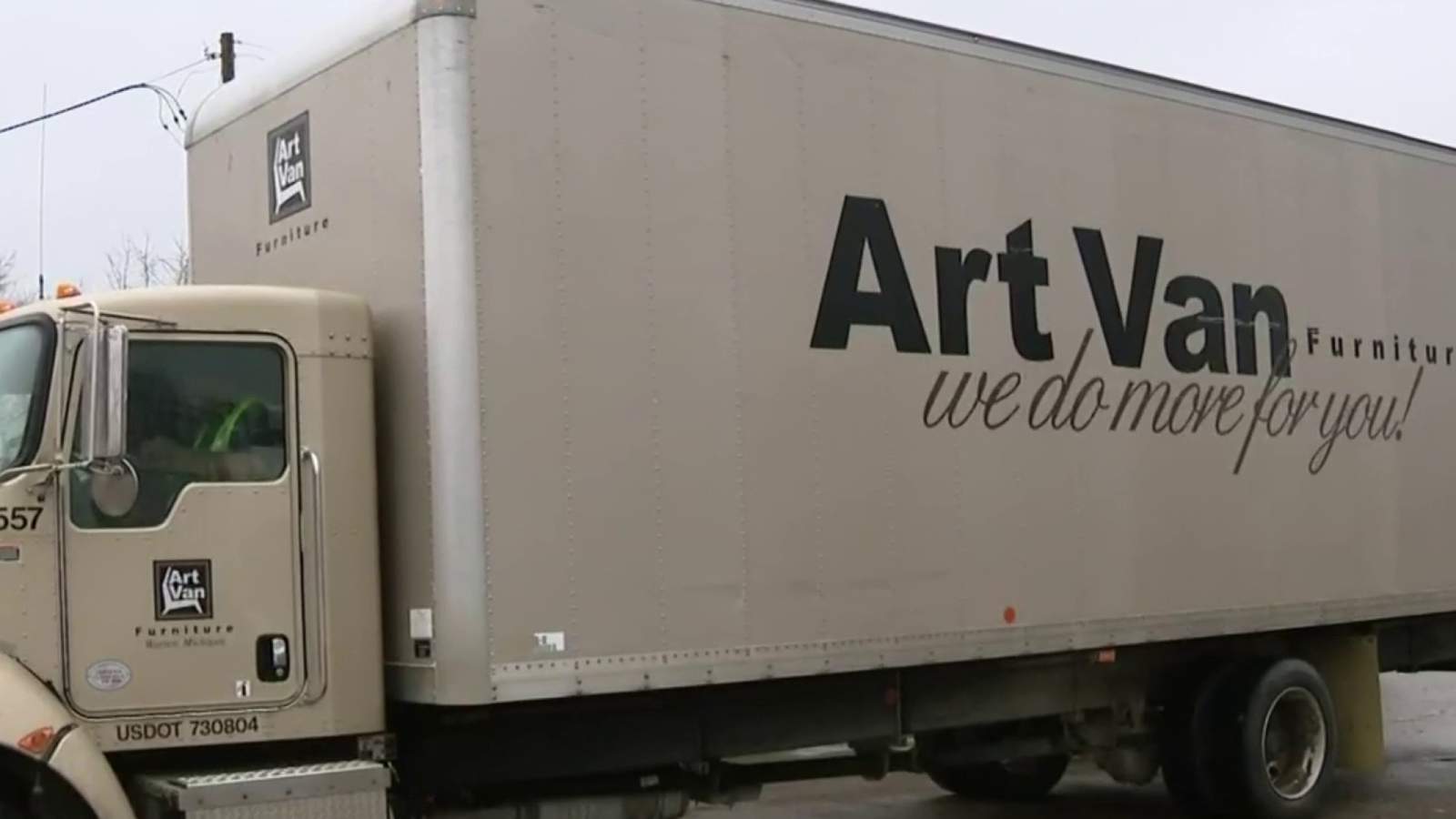 Art Van closure creates ripple effect from employees to Metro Detroit convenience stores