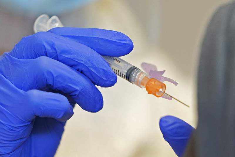 U-M poll: Parents split on COVID vaccine for young children