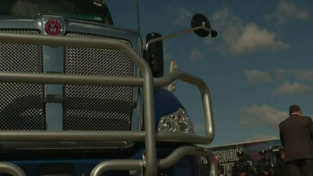 Detroit-area truck drivers get training on how to spot human trafficking
