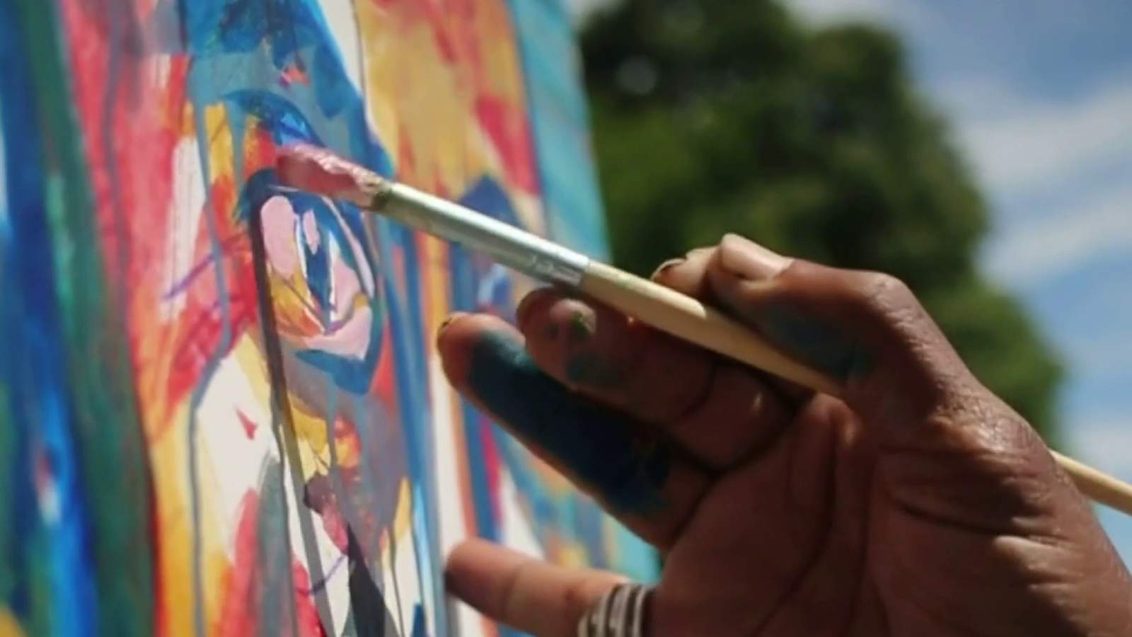 Meet the Artist On The River: Detroit artist has been visiting the riverfront to paint for almost 30 years