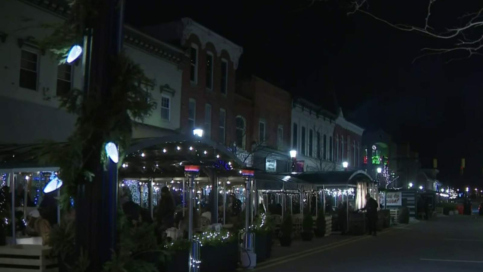 How people are celebrating New Year’s Eve in downtown Northville amid COVID restrictions