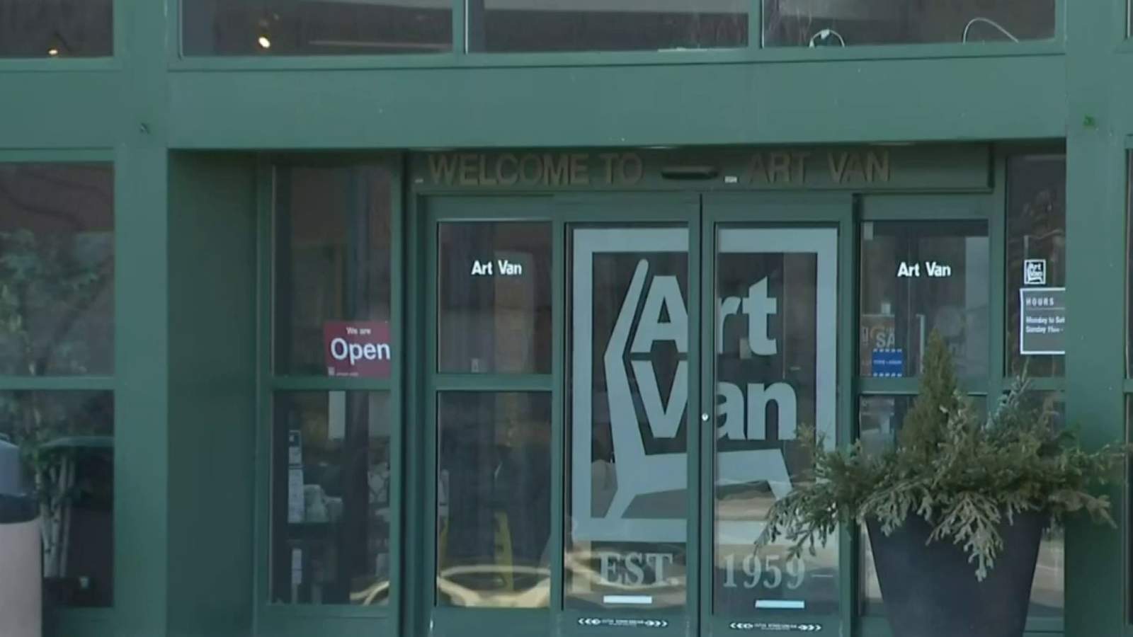 Art Van Furniture to begin ‘going-out-of-business’ sales starting Friday