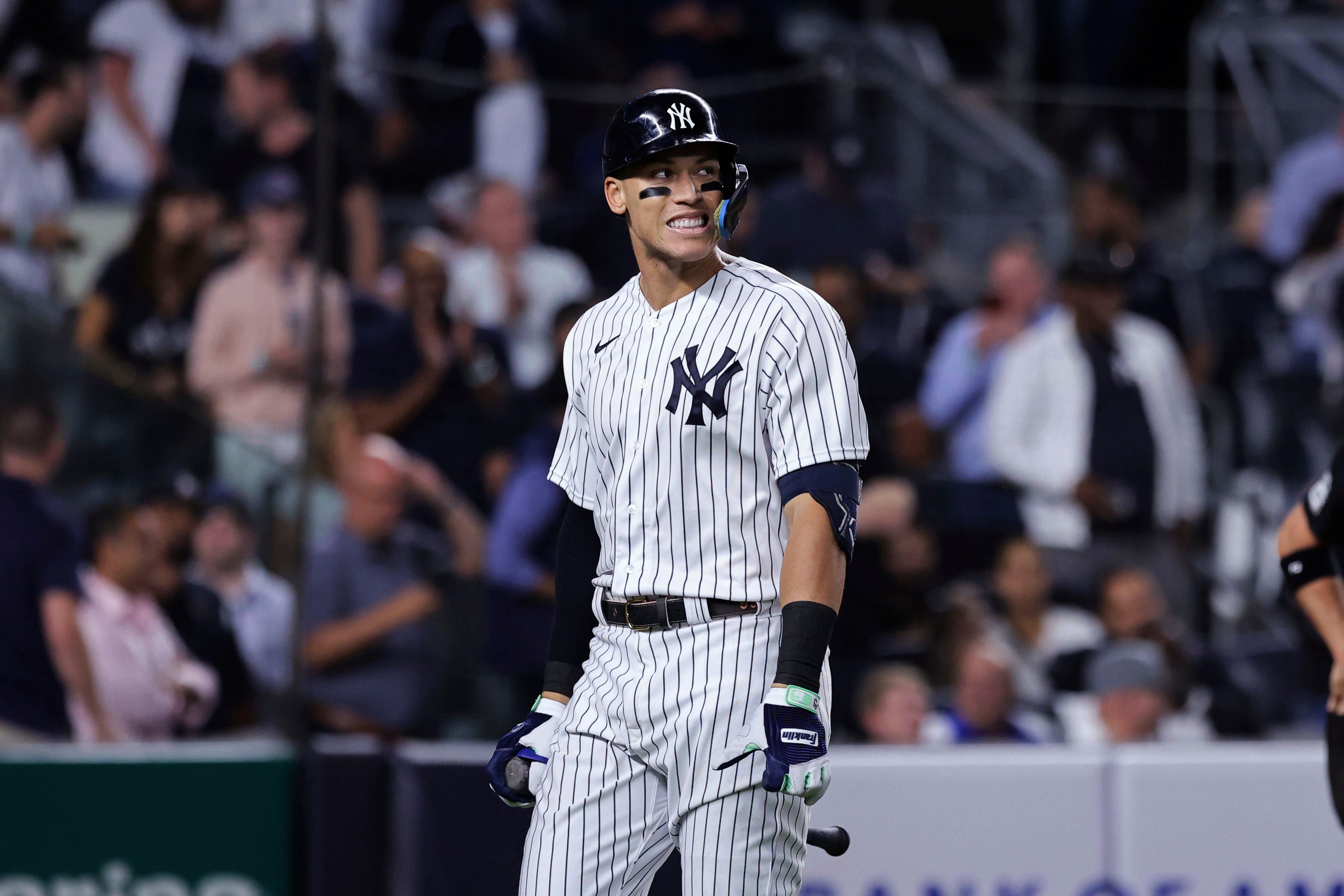 Aaron Judge hits 60th homer, within 1 of Maris' AL record
