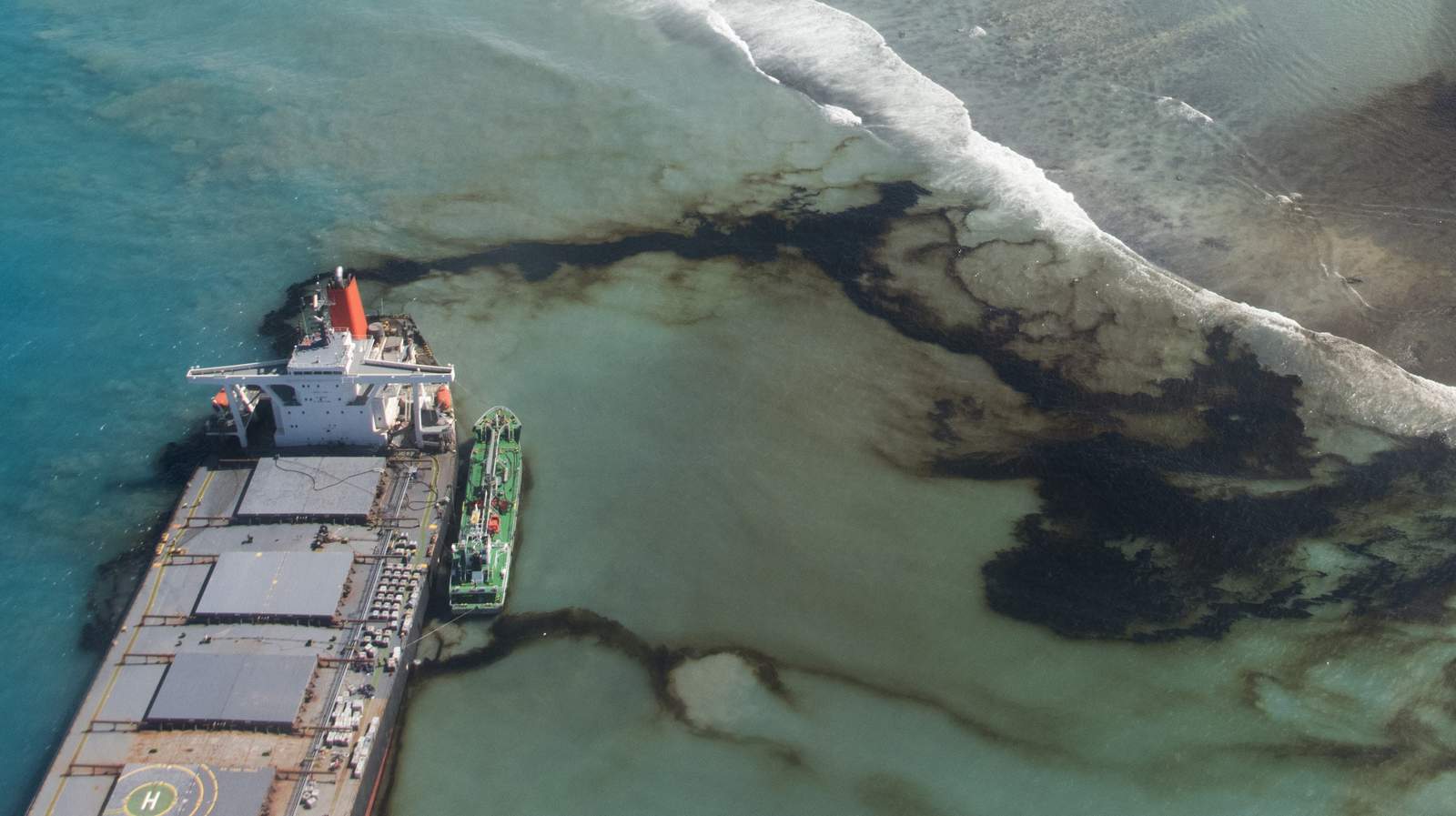 Mauritius seeks compensation as oil spill cleanup continues