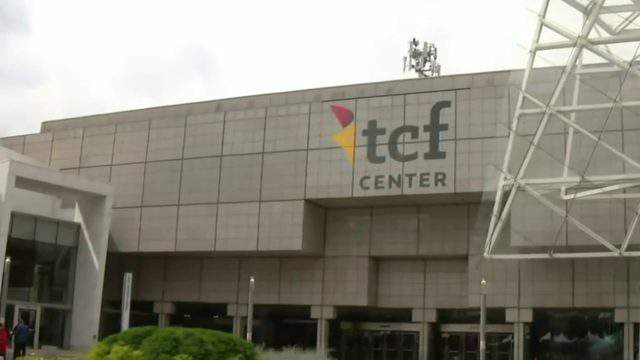 Detroit police investigate bomb threat near TCF Center; nothing found