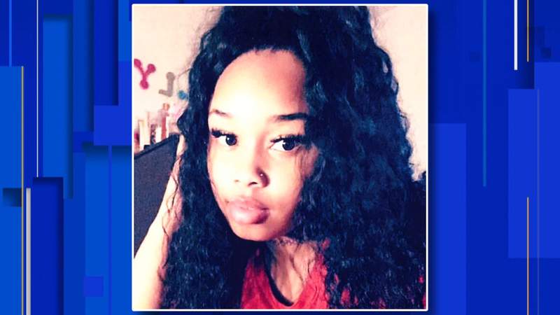 Detroit police search for missing 16-year-old girl