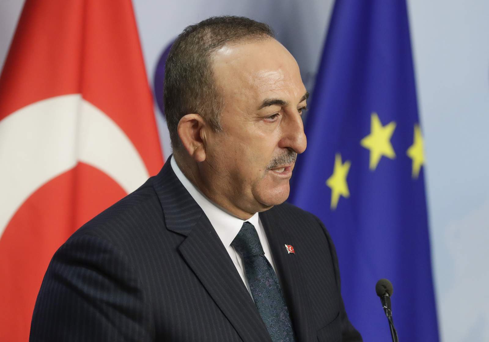 Tentative start to Turkey-Greece talks after year of strife