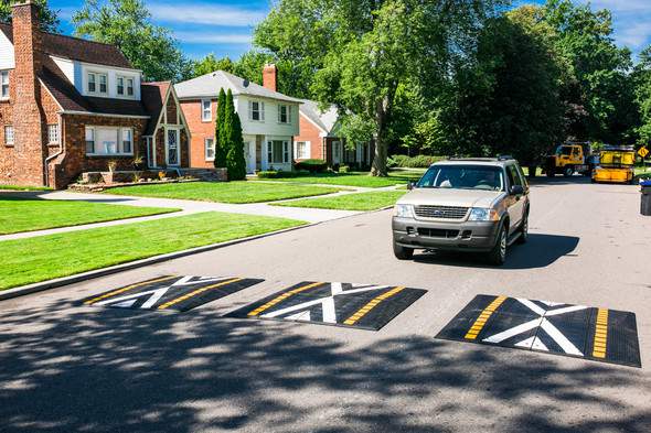 Detroit plans to install 4,500 speed humps in 2021