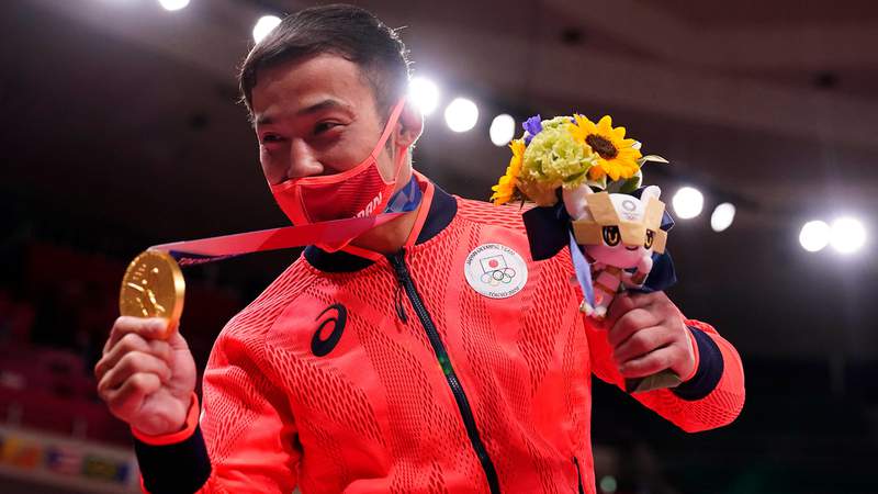 Japanese judoka Naohisa Takato wins Japan's first Olympic gold on home turf