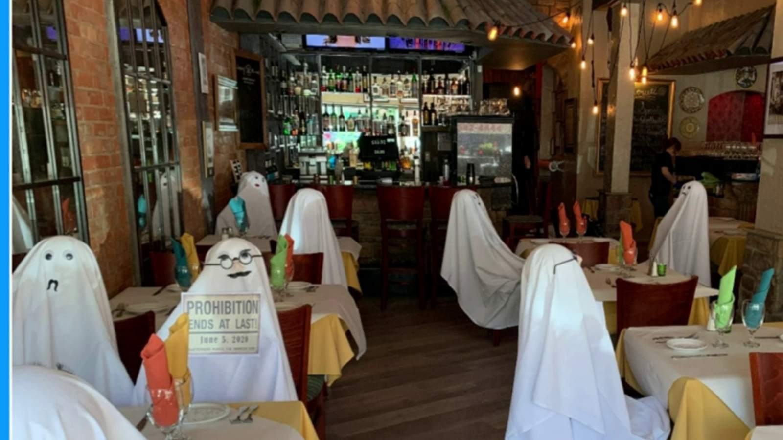 Dine with ghosts at this Royal Oak restaurant