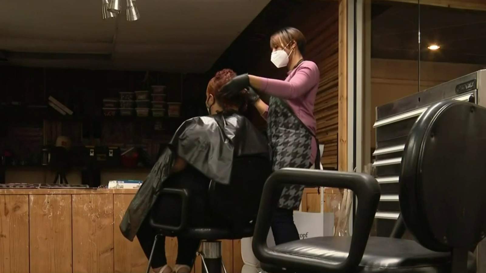 Detroit’s Census push moves into city’s barber shops, salons