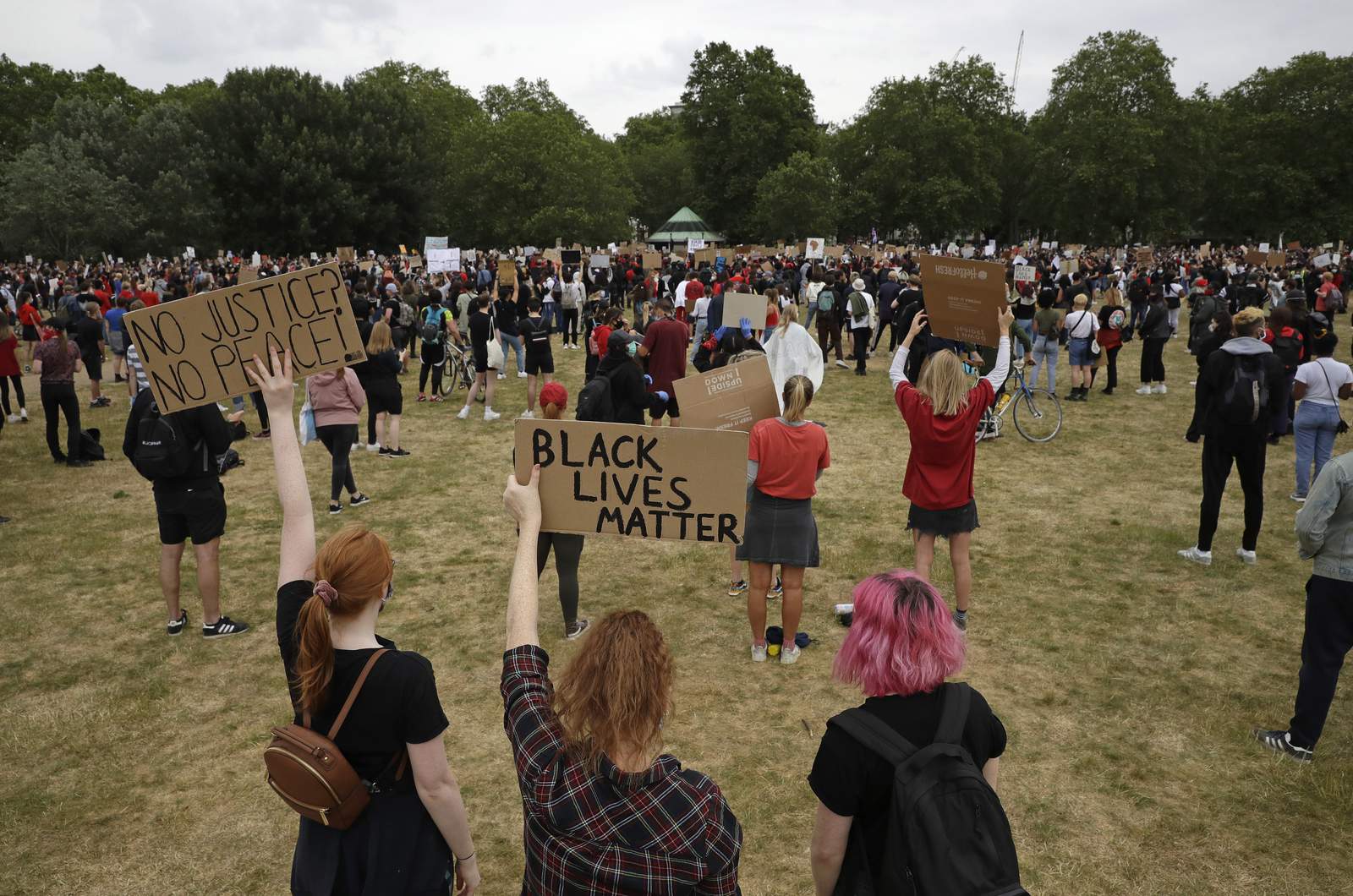 Thousands in London decry racial injustice, police violence
