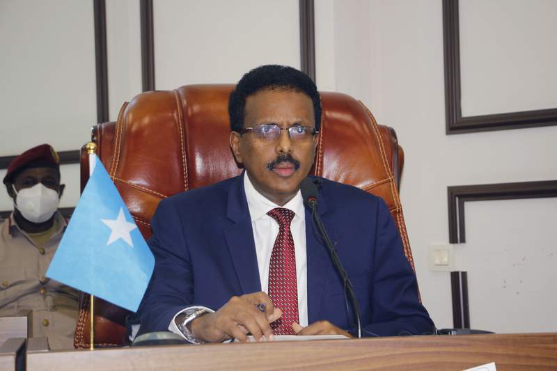 Somali lawmakers reverse president's extended stay in power