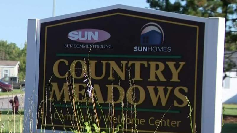 Country Meadows mobile home park residents unable to leave due to flooding
