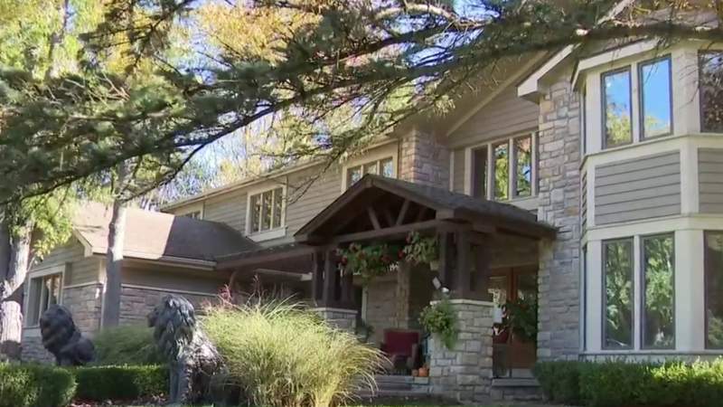 ‘We decided to do something crazy, extraordinary’: Rochester homeowner will donate part of home sale to local nonprofit