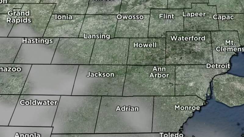 Metro Detroit weather: Calm, quiet night ahead of potential weekend showers