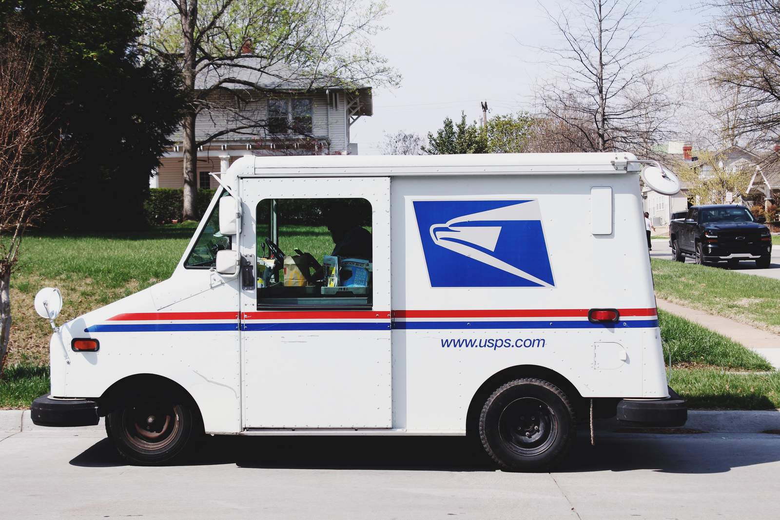 Michigan US Sen. Peters launches investigation into Postal Service delays