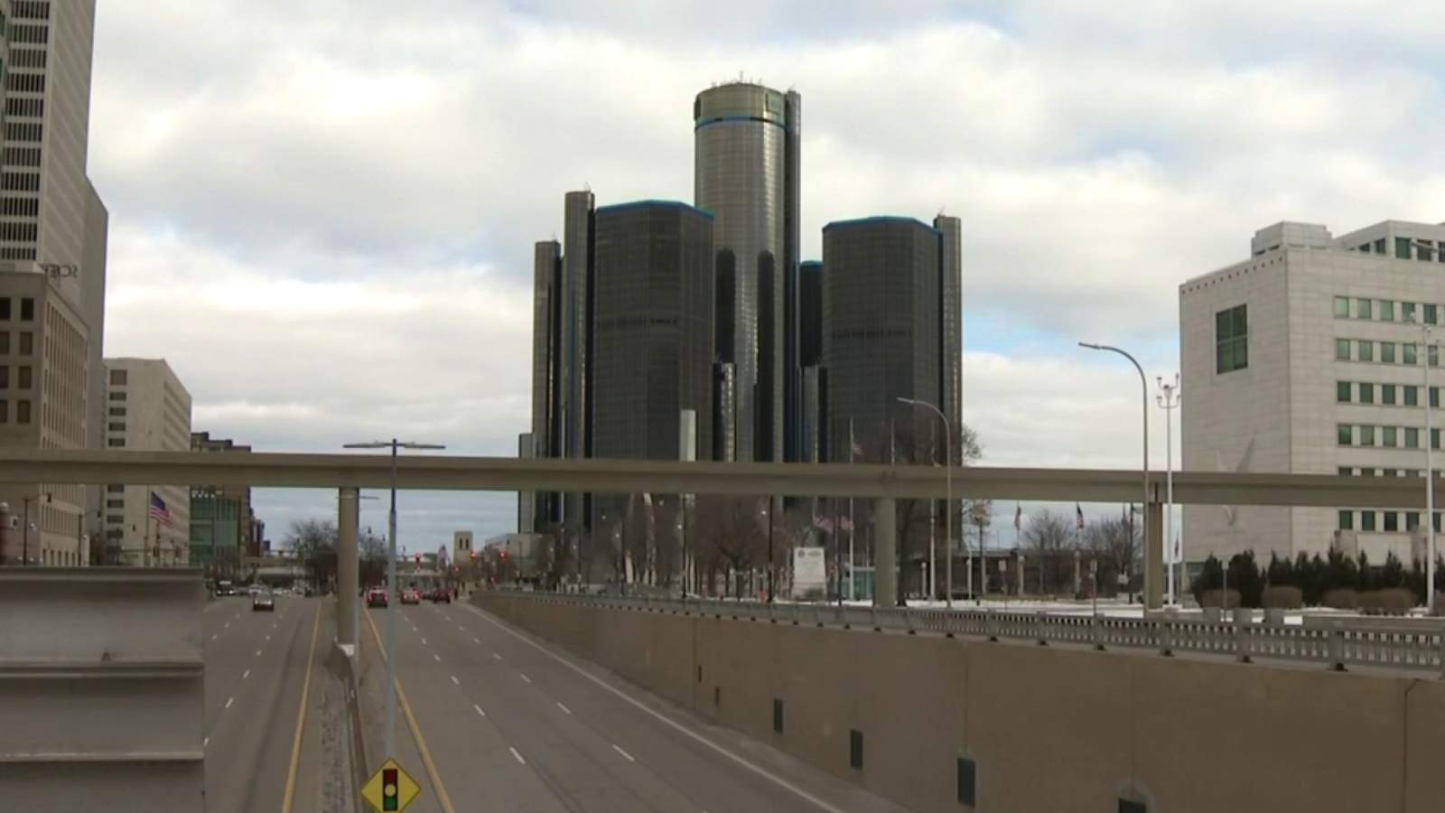 GM hourly workers expected to get up to $9K profit sharing check