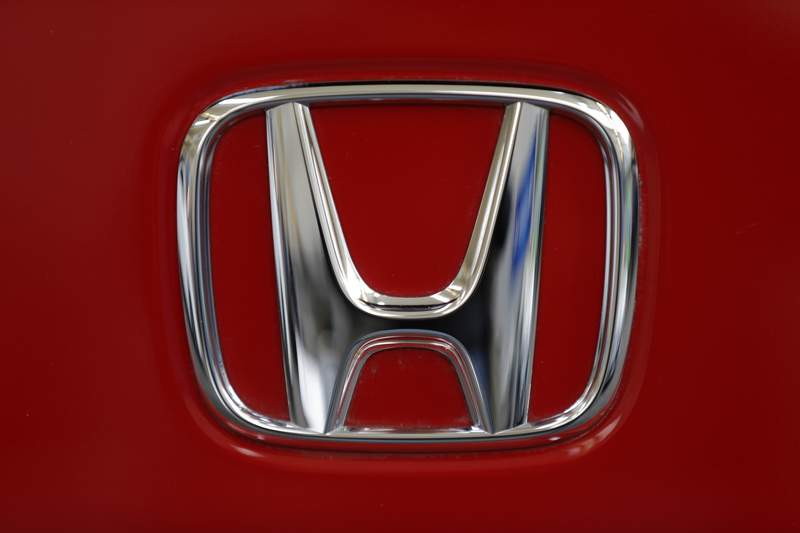 US opens probe of steering problems in Honda Accord sedans