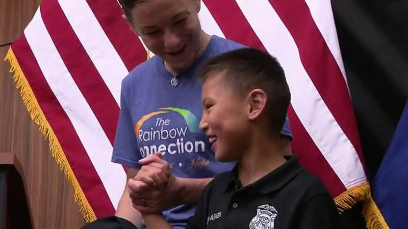 7-year-old boy with heart condition sworn in as junior Sterling Heights police officer