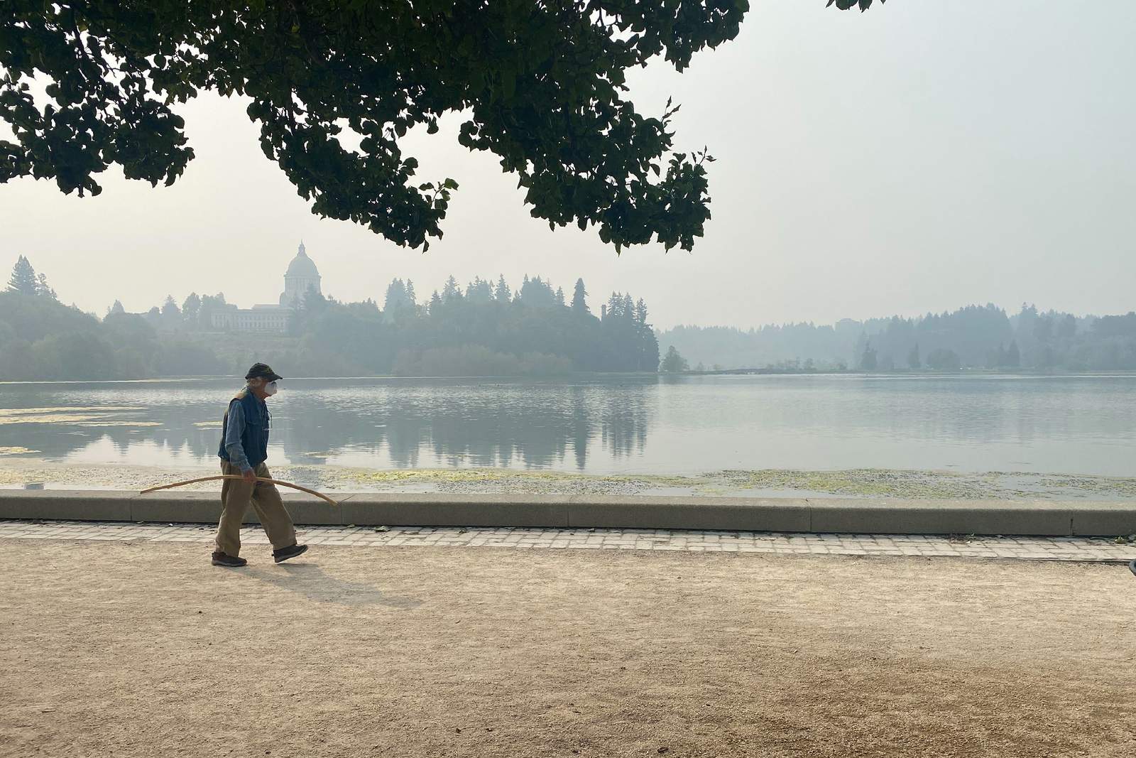Wildfire smoke brings worst air quality to Portland, Seattle