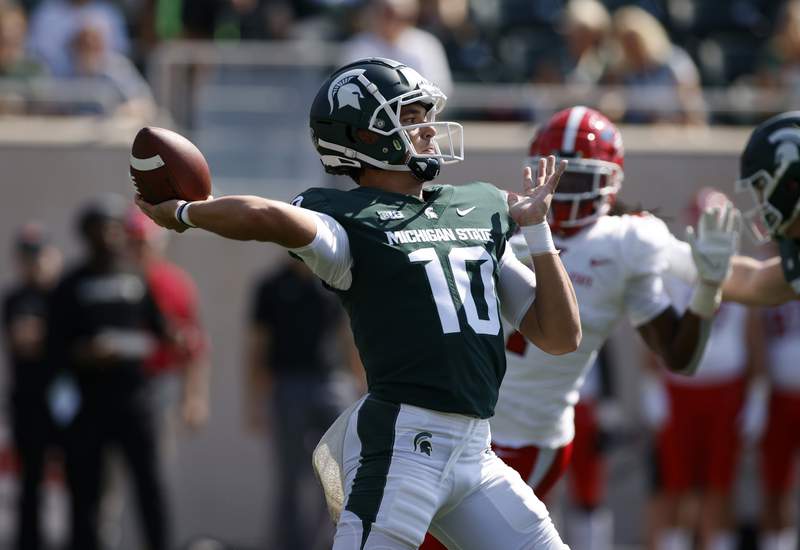 Thorne passes for 4 TDs, Michigan State rolls Youngstown St