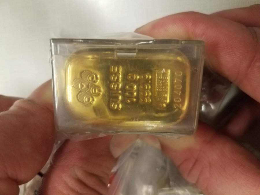 Michigan woman driving stolen vehicle with over $130,000 in gold bars, 30 grams of marijuana arrested at Blue Water Bridge