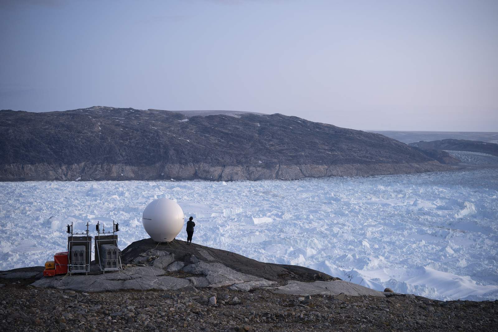 Record melt: Greenland lost 586 billion tons of ice in 2019