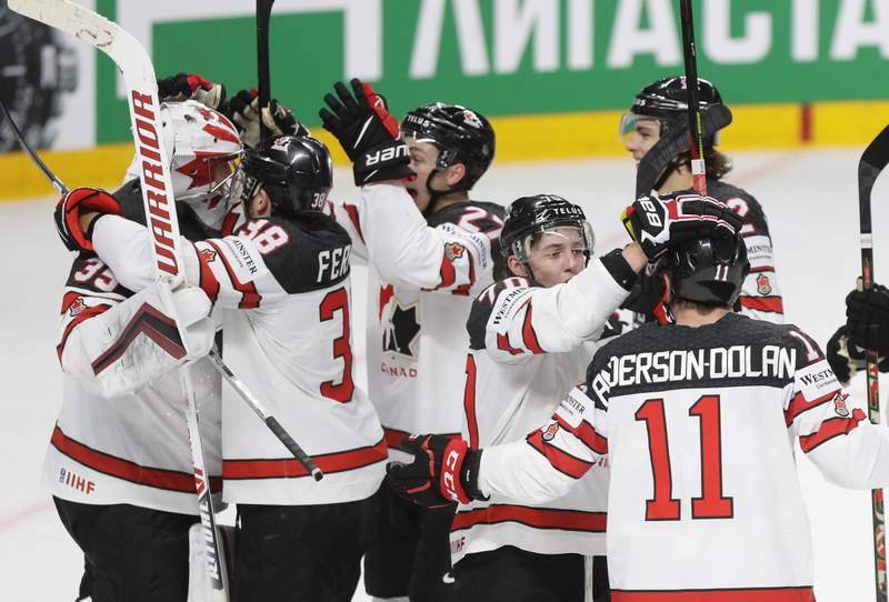 Kanādas Mangyapan pasaules hokeja līgas pusfinālā ar 4-2 pārspēja Amerikas Savienotās Valstis