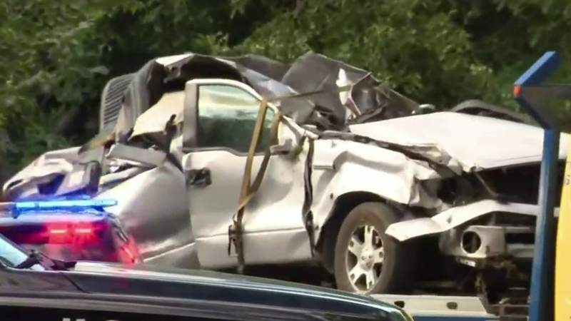 Deputies investigate rollover crash killing 2 teens, injuring 1 in Superior Township