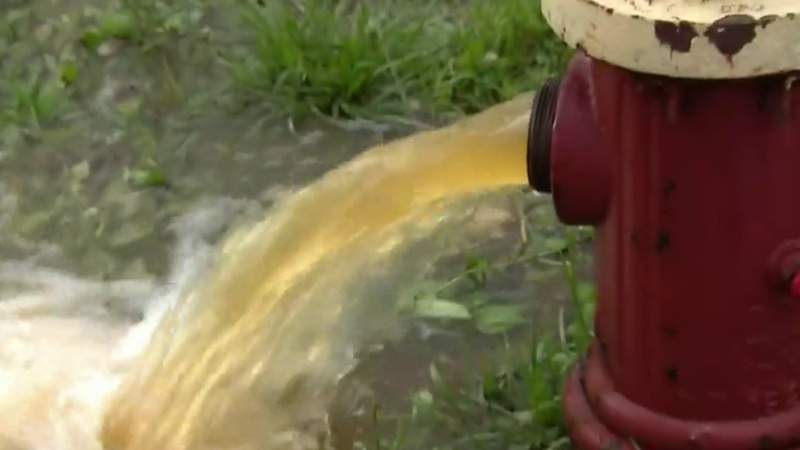 Rusty water investigation in 3 Detroit neighborhoods expands to Grosse Pointe Woods