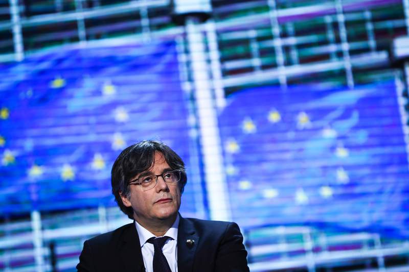 Ex-Catalan leader Carles Puigdemont detained in Sardinia