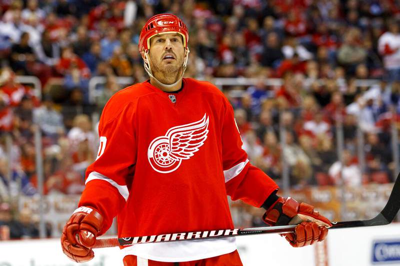 Mike Modano talks about Babcock benching him: ‘It was a bitter pill’