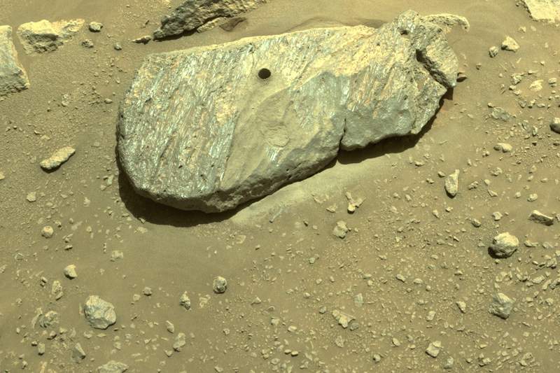 NASA confirms Mars rover's 1st rock sample grab, 40 to go