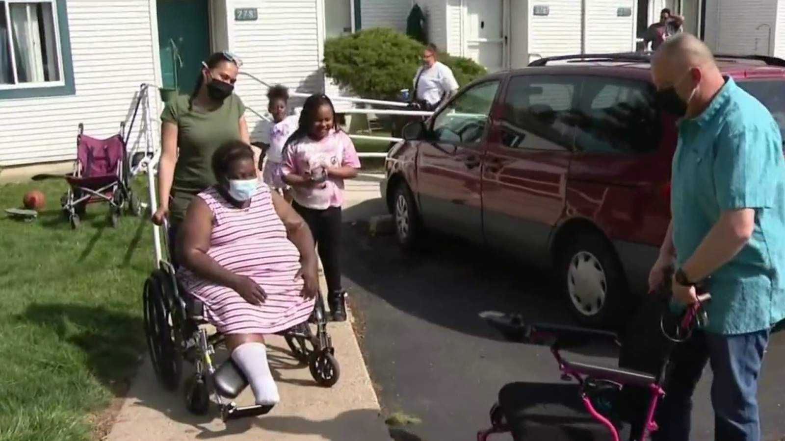 Couple donates motorized wheelchair to Ann Arbor woman targeted by thief