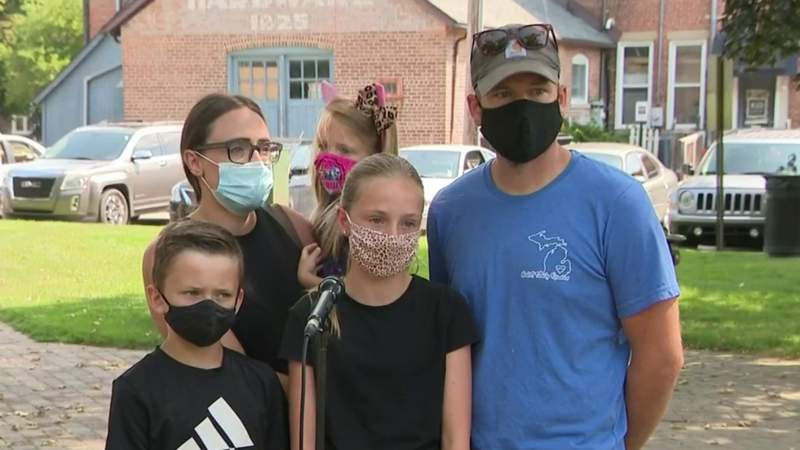 Macomb County parents feel bullied for supporting guidance on wearing masks
